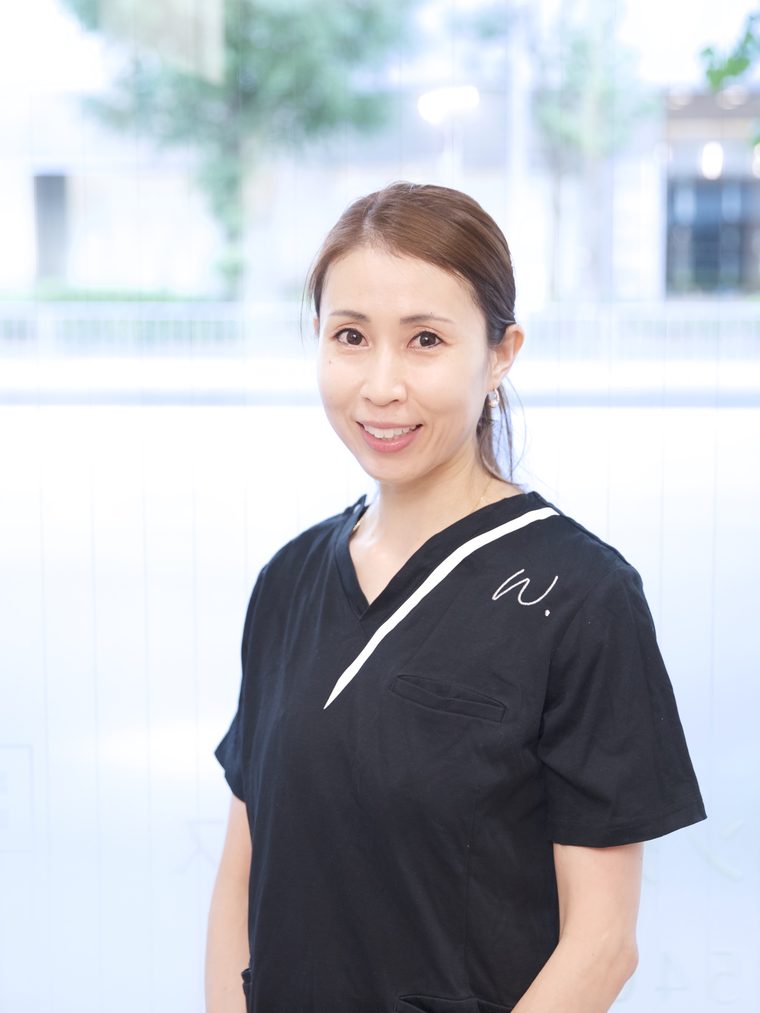 古屋 朋子
